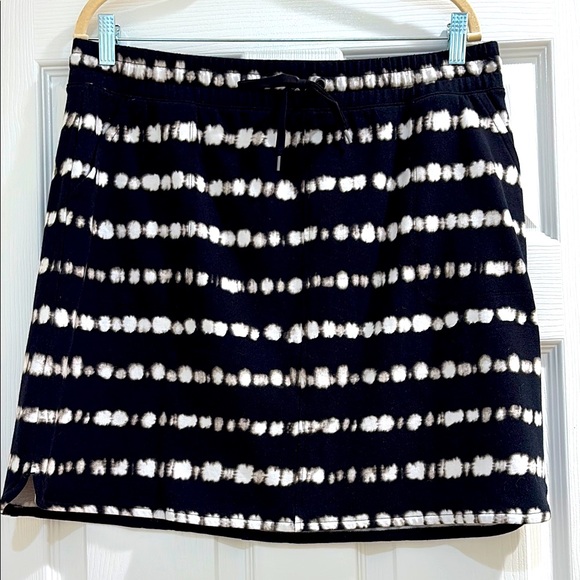 T by Talbots Tie-Dye Knit Terry Cloth Skirt - Picture 3 of 7